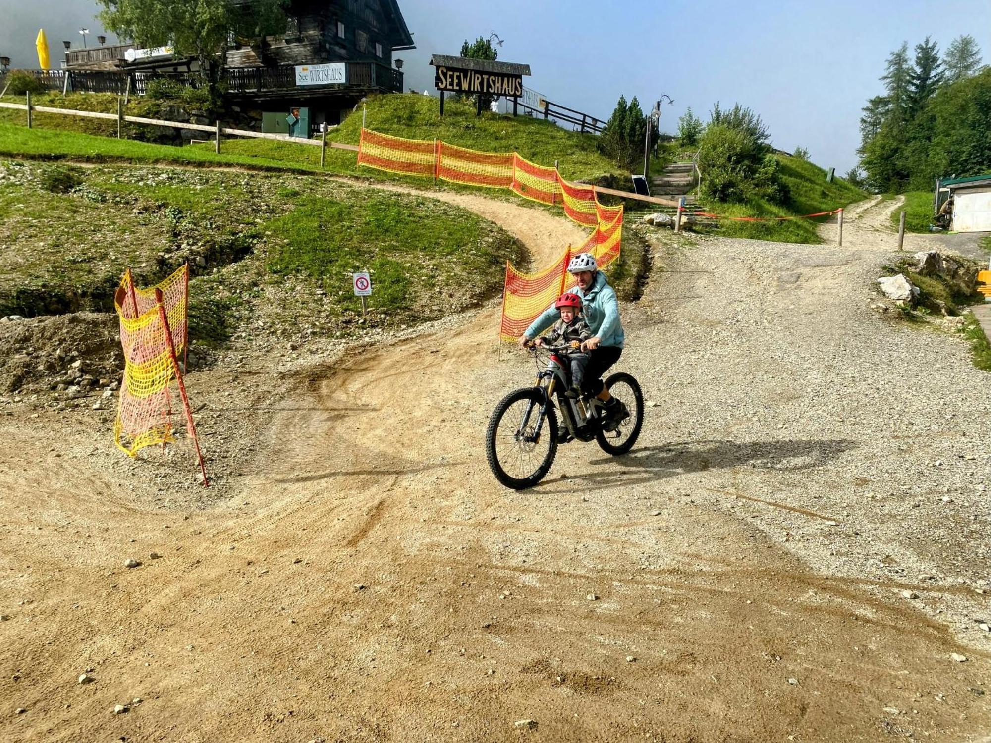 Appartamento Art In Waldfrieden Semmering Esterno foto